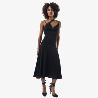 Robe longue dos nu à dentelle